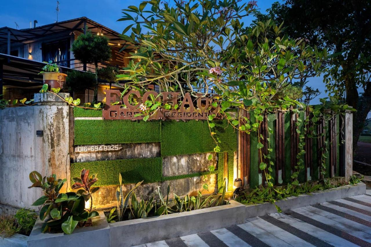 Eco Haus Garden Residential Villa Johor Bahru Bagian luar foto